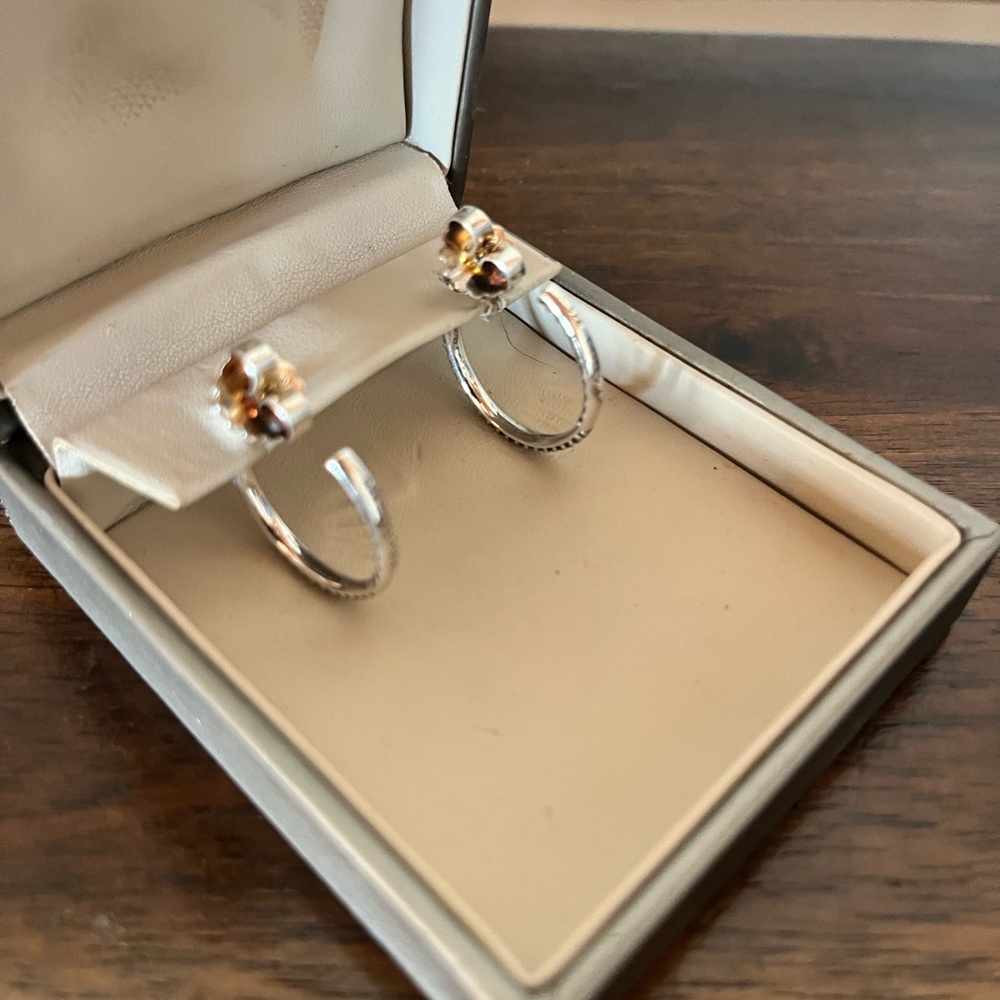 LAGOS Signature Caviar Beaded Hoop Earrings - Picture 6 of 8